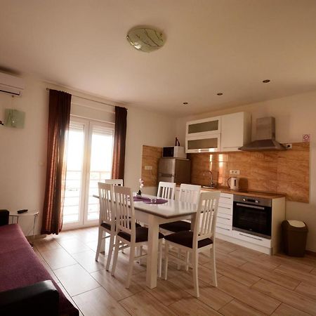 Kala And Tina Apartments Подстрана Екстериор снимка
