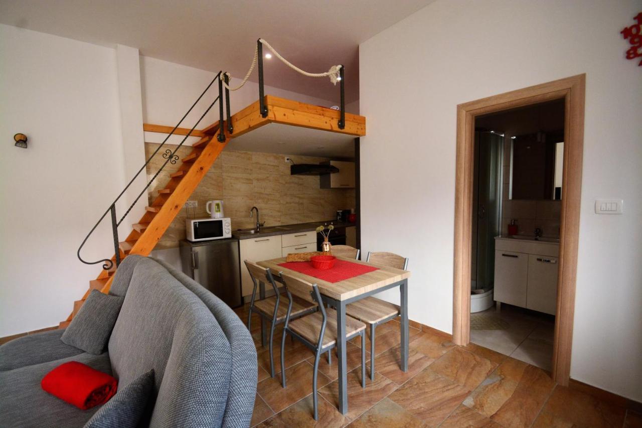 Kala And Tina Apartments Подстрана Екстериор снимка