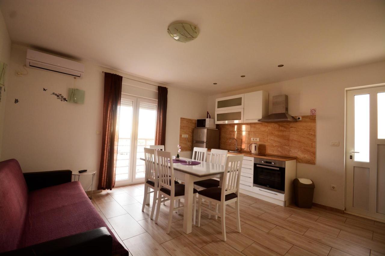 Kala And Tina Apartments Подстрана Екстериор снимка